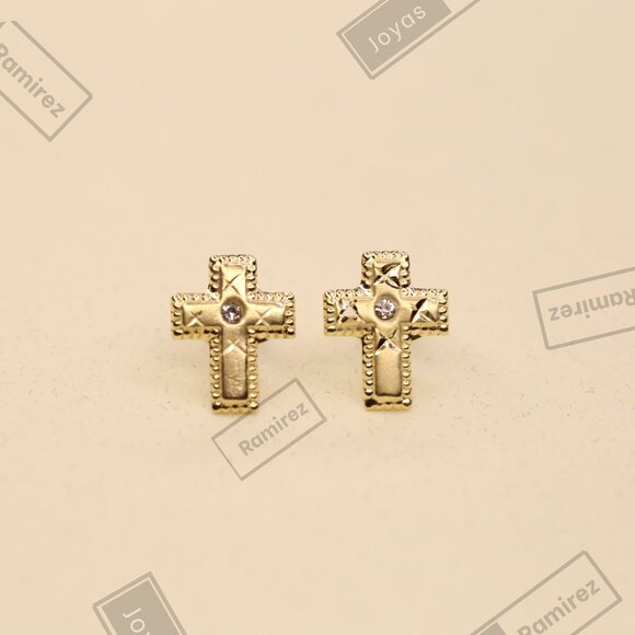 14K Yellow Gold Cross Earrings Religious Dangle Textured Design Fine Jewelry. - Picture 2 of 7